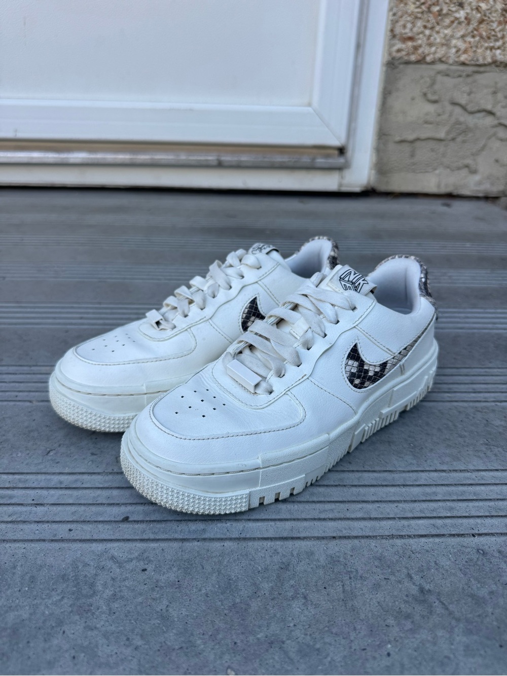 Nike Women’s Air Force 1 Pixel SE “Sail Snake” - Size 6